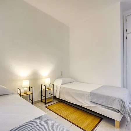 Appartement With Barbecque *