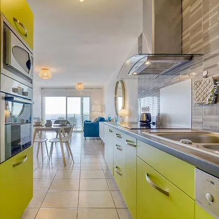 With Barbecque Apartment
